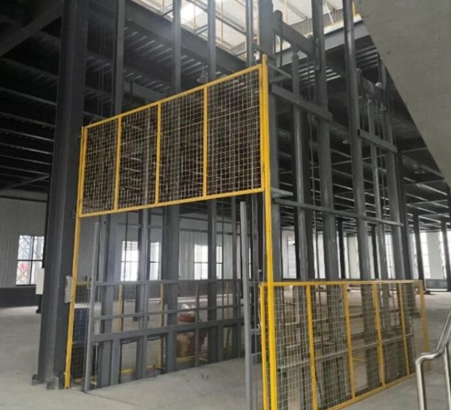 四方台请详细介绍一下货梯安装在室外的维护方法