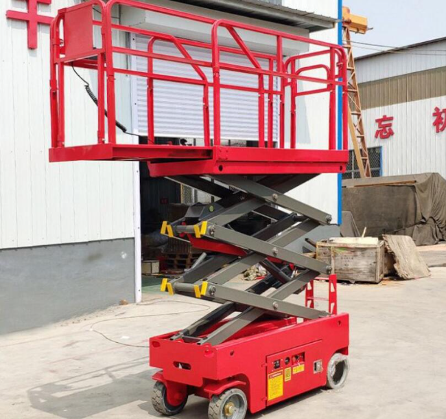 四方台移动剪叉式升降机